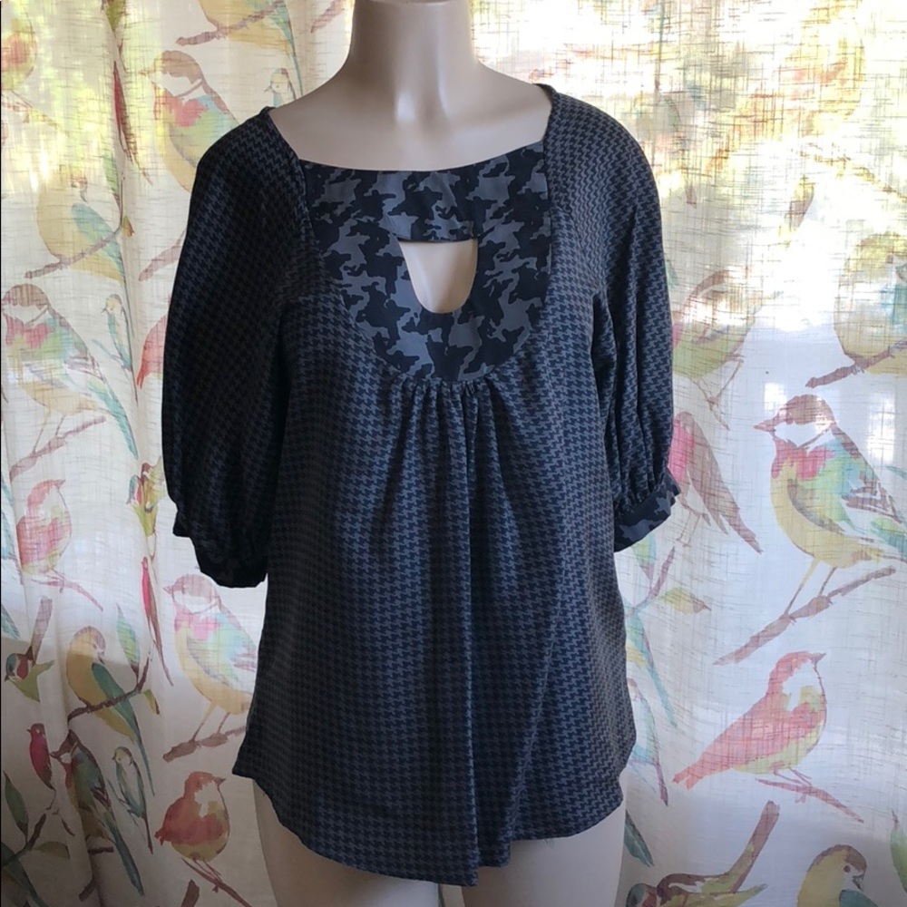 Silk Boutique brand Houndstooth top